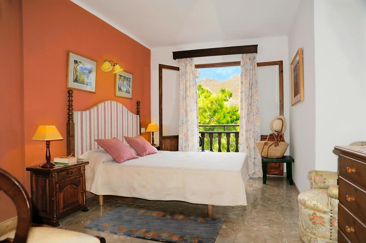 Hostal Los Pinos Cala de Sant Vicenc Εξωτερικό φωτογραφία